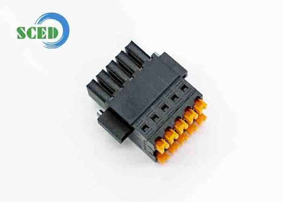 Conector Plug-in Terminal Bloqueado com 3,50 mm Pitch 300V 10A Rating e PA66 UL94 V-0 Material